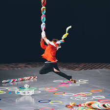 Petroleo-  Cie Los Putos Makina (cirque)