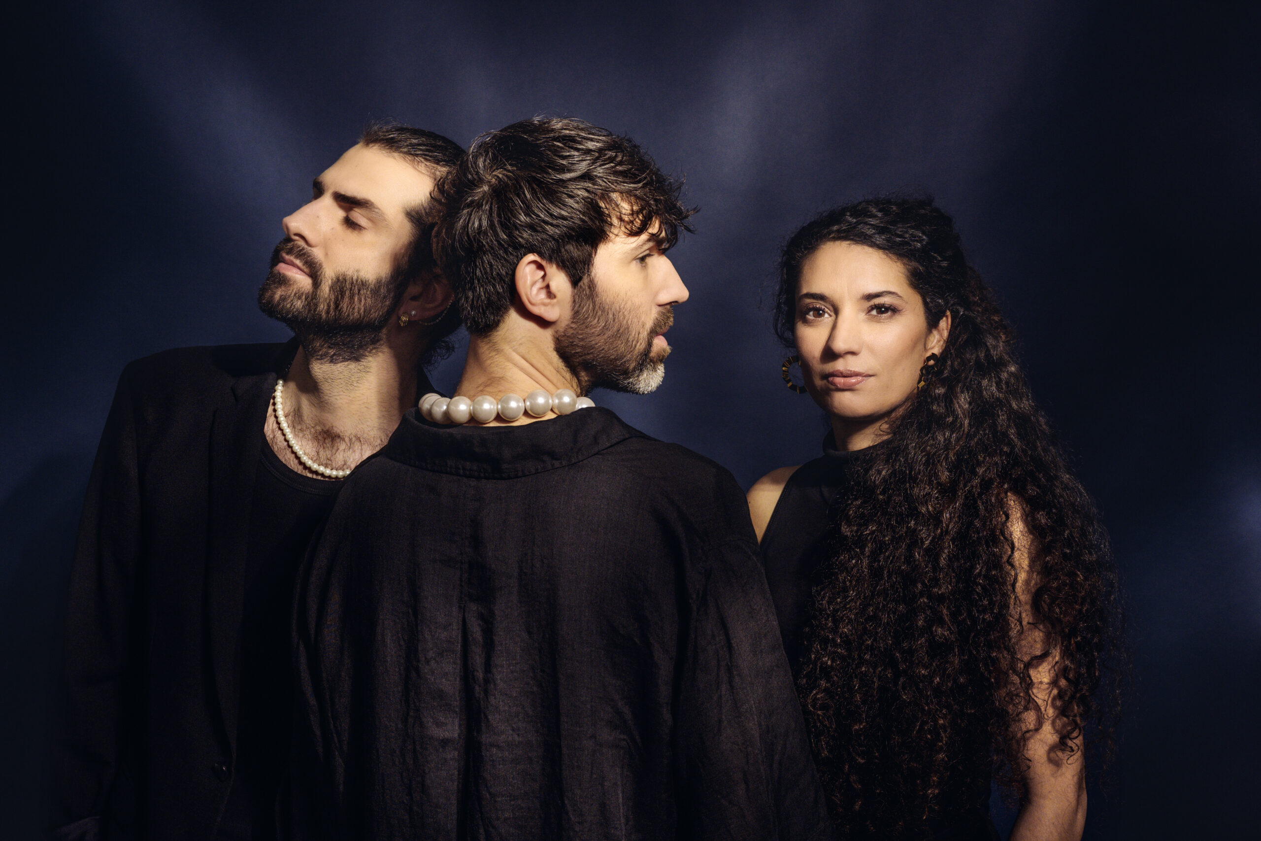 Mÿa- Robinson Khoury